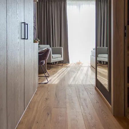 Monte Mare Sauna-spa-sports-hotel 4* Andernach