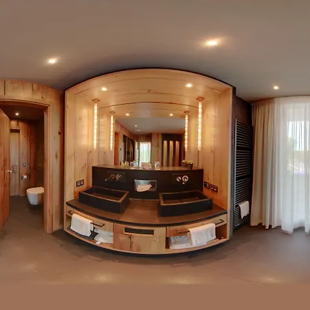 Monte Mare Sauna-spa-sports-hotel 4*