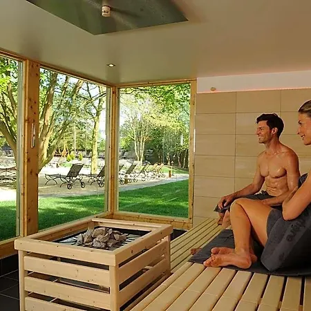Monte Mare Sauna-spa-sports-hotel Andernach