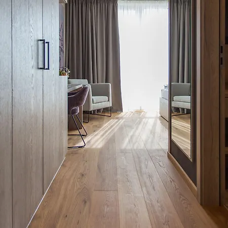 Monte Mare Sauna-spa-sports-hotel 4* Andernach
