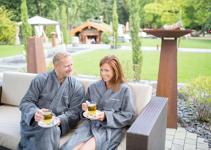 酒店 Monte Mare Sauna-spa-sports-hotel 安德纳赫