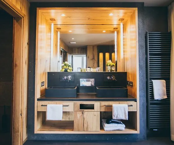 Monte Mare Sauna-spa-sports-hotel 酒店 4*